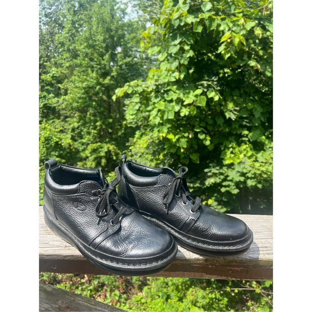Propet Men’s Villager Mid Walking Shoes Black Grained Sz 10.5 WIDE
